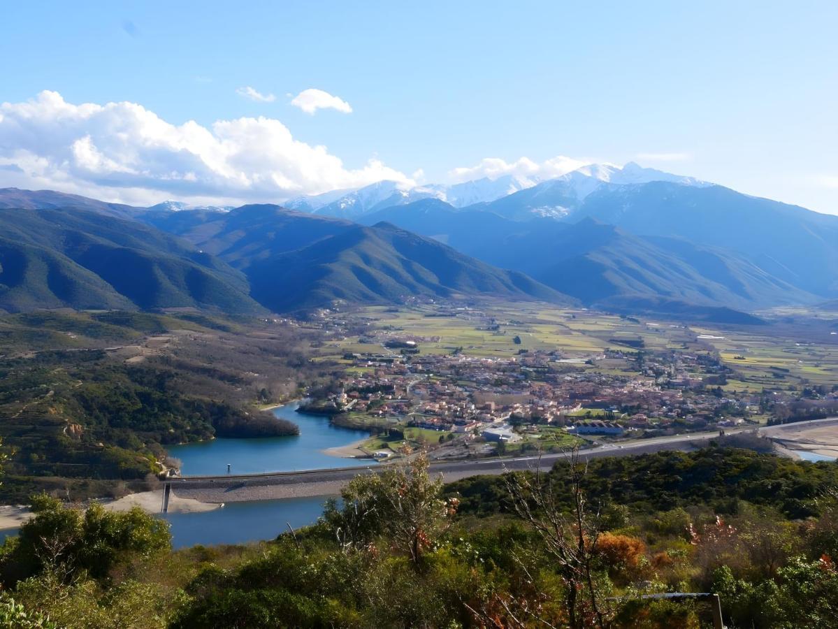Yourte Contemporaine Avec Magnifique Vue Sur Les Montagnes Rigarda Buitenkant foto